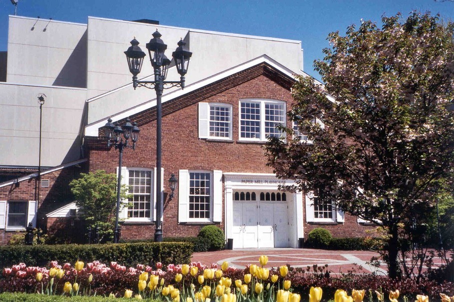 The 2016 recipient of the Regional Theatre Tony Award will be Paper Mill Playhouse in Millburn, New Jersey.